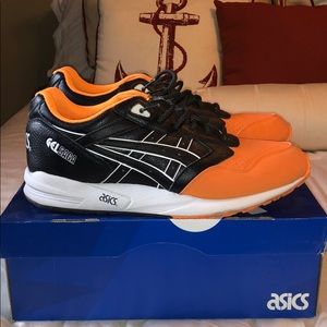 ASICS gel saga sneakers